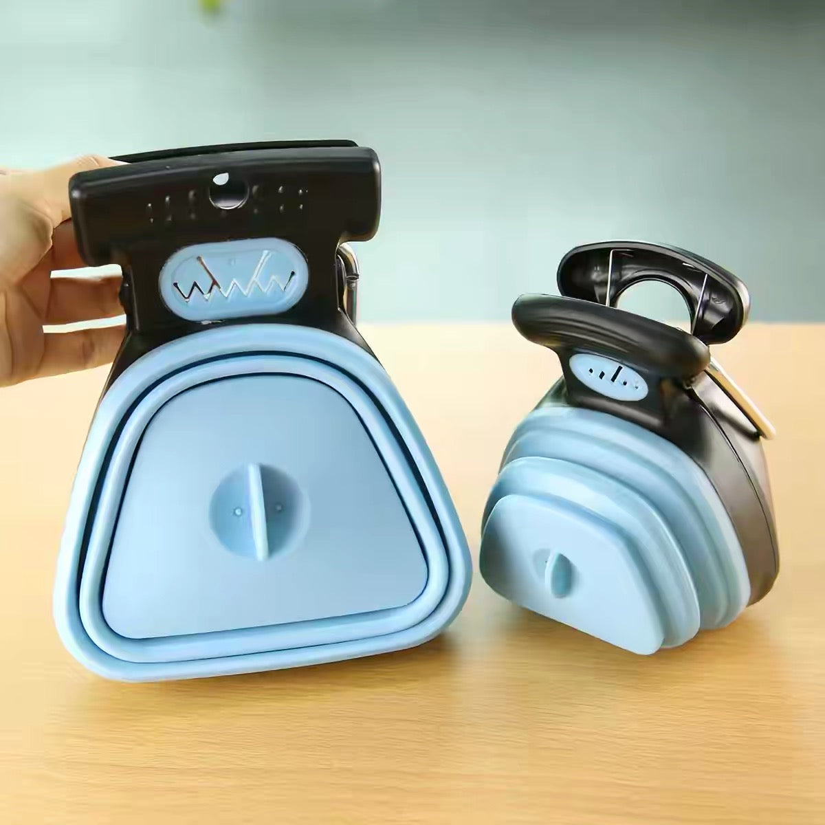 Portable Dog Poop Scooper with Built-in Bag Dispenser