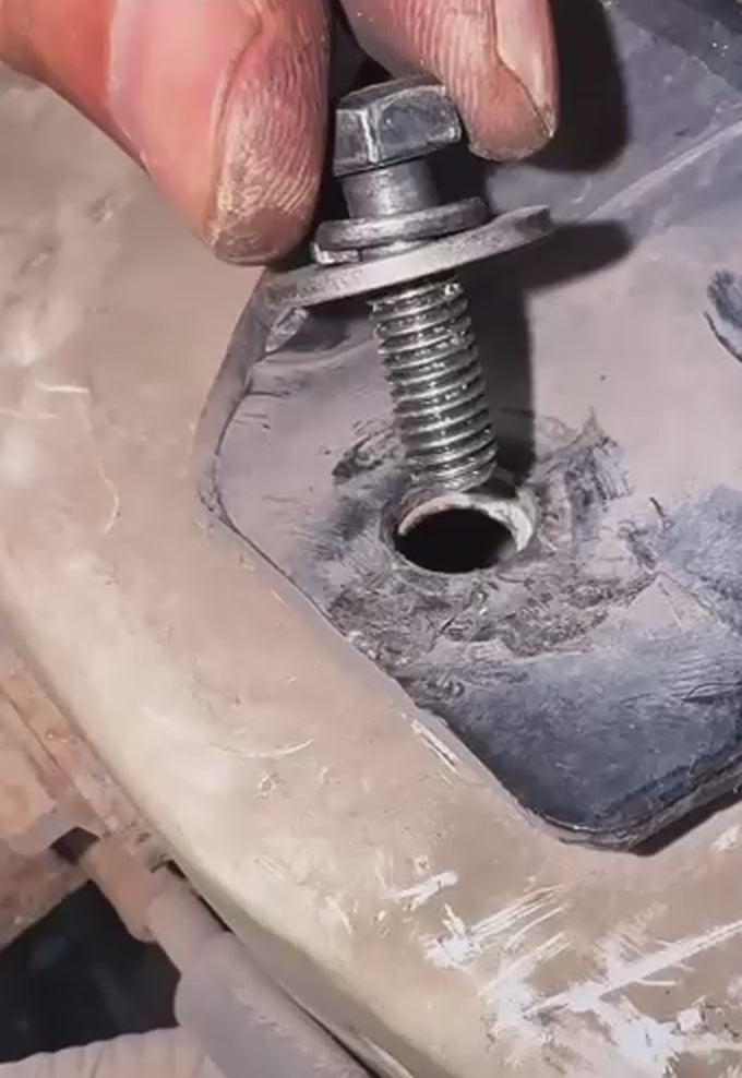 77-Piece Rivet Nut Tool Kit