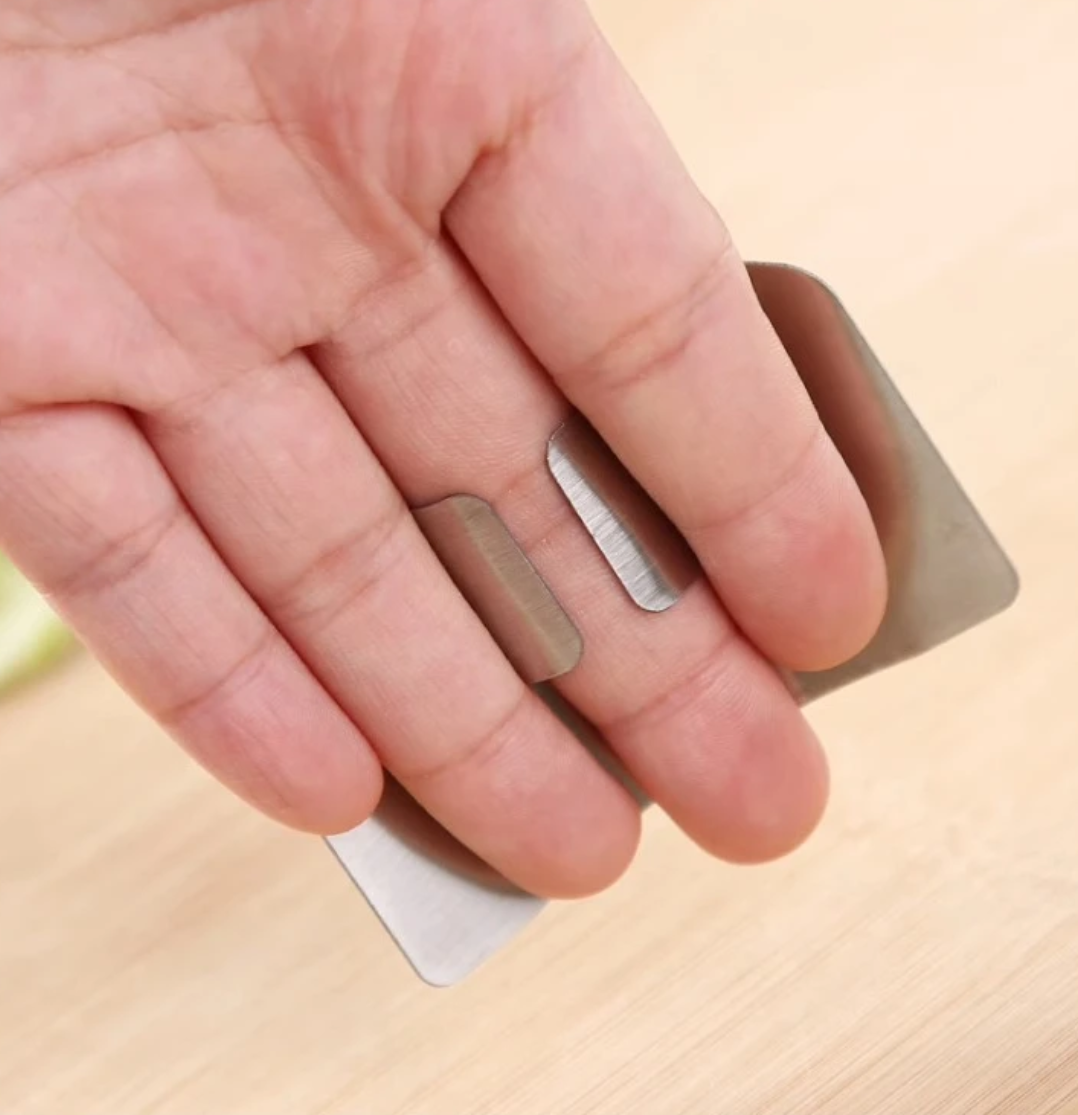Stainless Steel Finger Guard for Safe Cutting